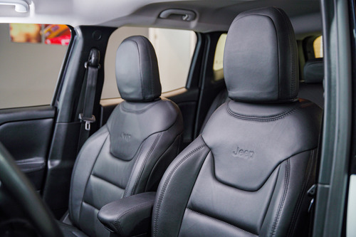 Jeep Renegade RENEGADE1.8 4X2 FLEX 16V AUT