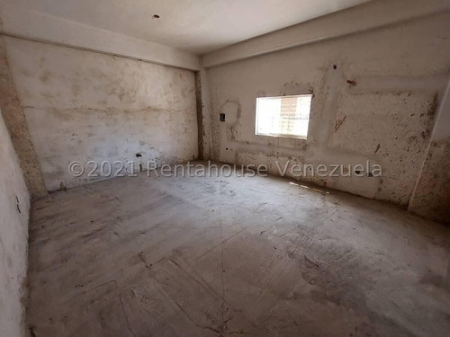 Imagen 28 de 30 de George Tahan #23-13434 Venta Espectacular Edificio Super Bien Ubicado En Pleno Corazón De Maiquetía