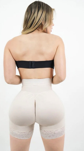 Short Faja Silueta Reloj De Arena. Curvy