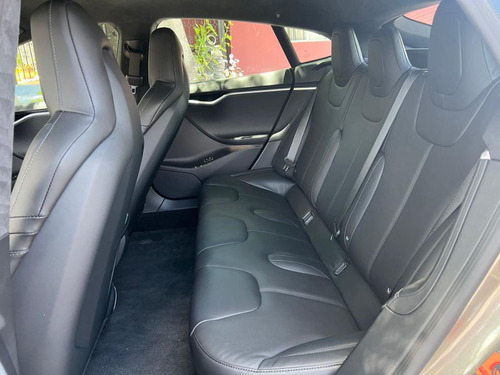 Tesla MODEL S P90D
