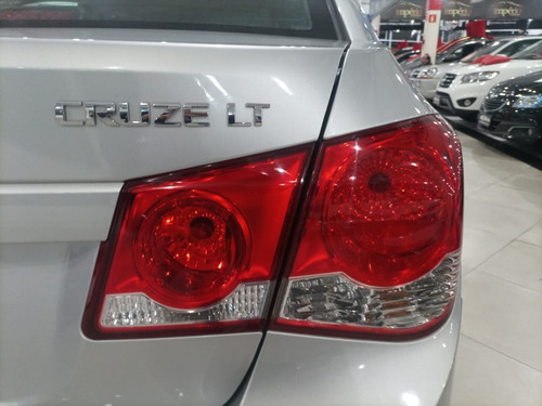 Imagem 10 de 25 de Chevrolet Cruze 1.8 Lt 2013