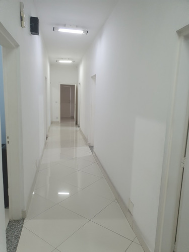Imagem 4 de 14 de Conjunto Comercial Com 12 Salas E Estacionamento