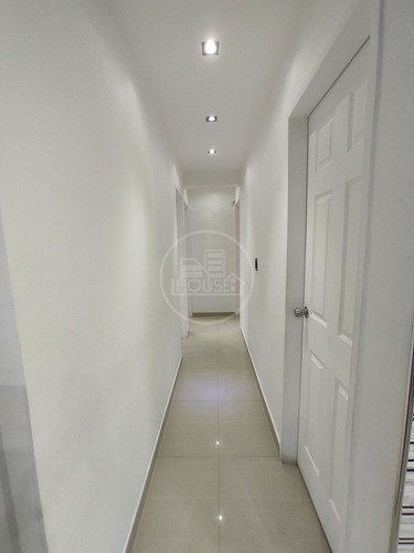 Imagen 9 de 20 de Invalmhouse Inmobiliaria. Vende Apartamento Buenaventura Suites, Guarenas Estado Miranda
