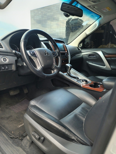Mitsubishi Montero Sport