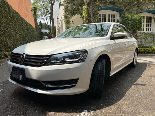 Volkswagen Passat 2.5 Comfortline At