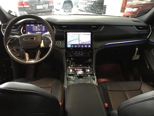 Imagen 7 de 18 de Jeep Grand Cherokee L Overland 4x4 2023
