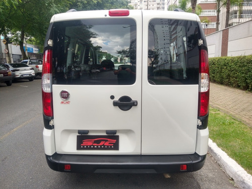 Fiat Doblo 1.8 MPI ESSENCE 7L 16V FLEX 4P MANUAL