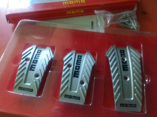 Imagen 2 de 2 de Pedaleras Momo