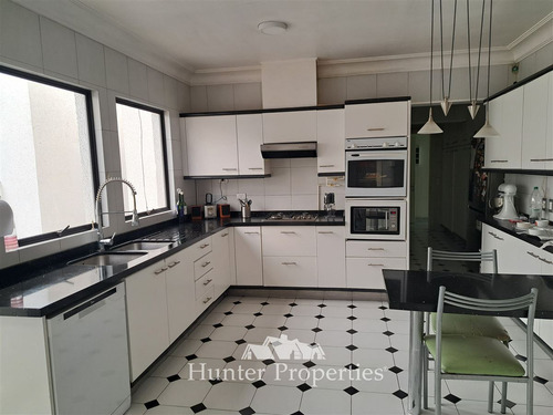 Casa Venta 4d/5b/8e Sn Carlos De Apoquindo - Piscina/quincho