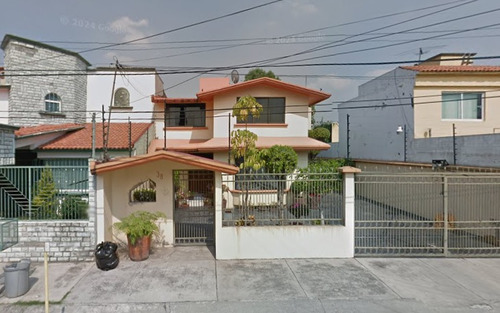 Remato Casa En Calle Flamingos, Col. Las Arboledas, Atizapán De Zaragoza.
