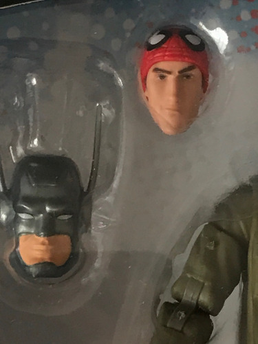 Peter Benjamin Parker Marvel Legends Spiderman Spiderverse (Usado)