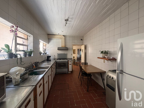 Venta Casa 6 Ambientes Lomas De Chapultepec Viii Sección