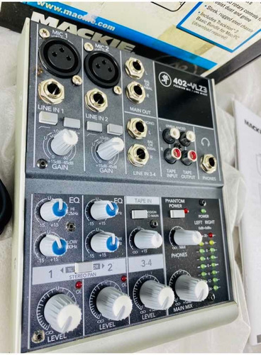 Mixer Analógico De 4 Canais Mackie - 402 Vlz3 Mostruário