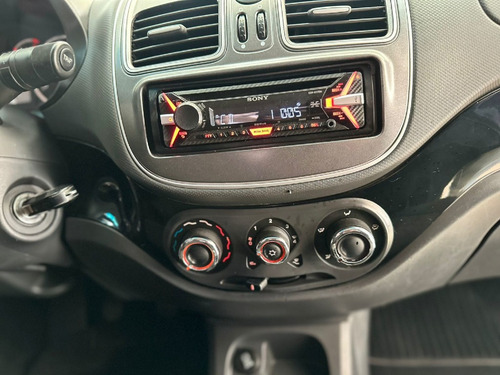 Fiat Palio 1.0 MPI ATTRACTIVE 8V FLEX 4P MANUAL