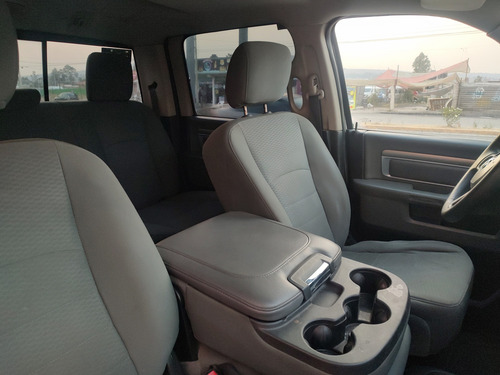 Dodge Ram 2500 5.7 Pickup Crew Cab Slt 4x2 Mt