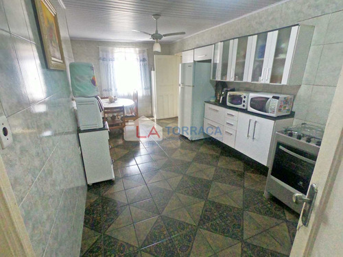 Imagem 9 de 15 de Ref. 14195 - Casa Isolada - 2 Dormitórios - Quintal - Aviação - V14195
