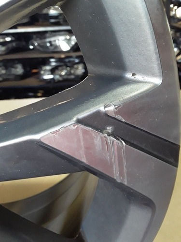 Roda Polo 2018 19 Aro 16 Original Com Detalhe (Usado)