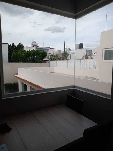 Imagen 2 de 9 de Casa En Venta Privada Juriquilla