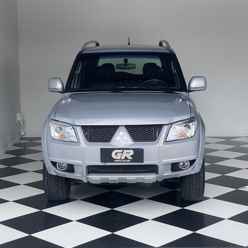 Imagem 2 de 12 de Mitsubishi Pajero Tr4 2.0 4x4 16v 140cv Flex 4p Automático