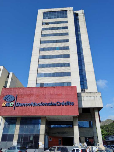 Oficina En Alquiler, Torre Principal, Av Bolivar Norte