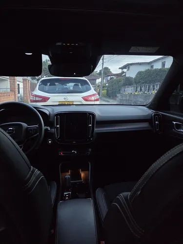 Volvo XC40 2.0 B5 Mild Hybrid