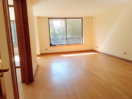 Arriendo Departamento 3d + 3b + Servicio En El Golf .