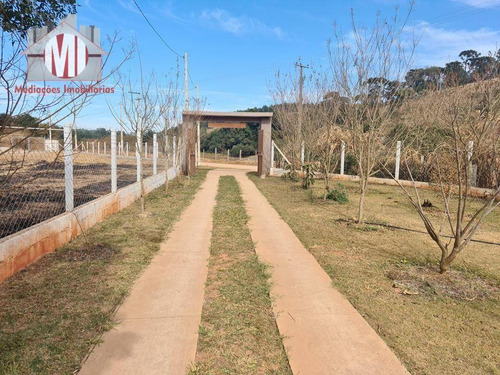 Imagem 20 de 30 de Chácara Maravilhosa Com Nascente, Lago, Fino Acabamento, 03 Dormitórios À Venda, 7000 M² Por R$ 700.000 - Pedra Bela/sp - Ch0560