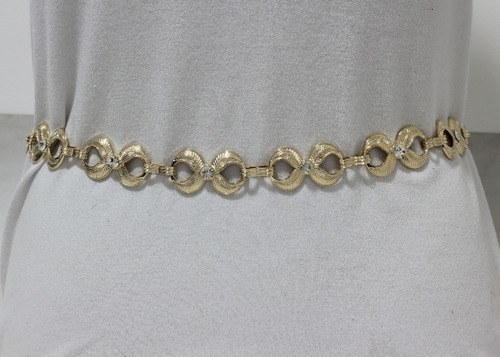 Imagem 4 de 4 de Cinto Feminino De Metal Dourado Com Strass