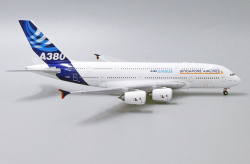 Avion Airbus House Colors A380 Singapore Airlines F-wwow
