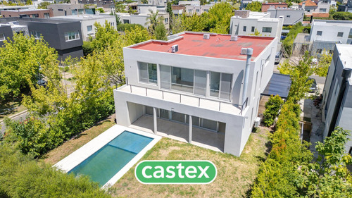 Casa En Venta En Los Alisos, Nordelta