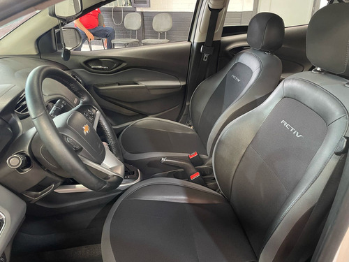 Chevrolet Onix Onix 1.4 Activ SPE/4 (Aut)