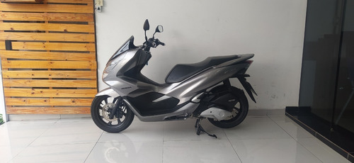 Imagem 1 de 7 de Honda Pcx Cbs 150 Prata 2019 Tebi Motos