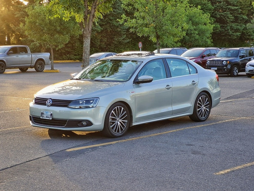 Volkswagen Vento 2.0 Sportline Tsi 200cv Dsg 2011