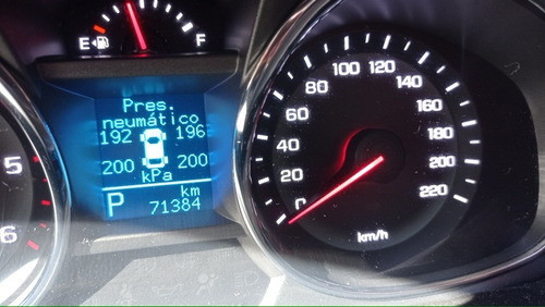 Imagen 7 de 10 de Chevrolet Captiva 2.2 Ltz 184cv 2017