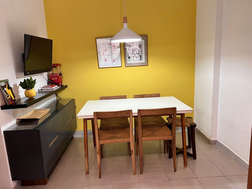 Departamento En Martínez, 4 Dormitorios, Dependencias Y Cochera