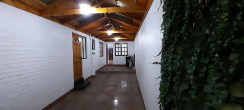 Excepcional Casa Ampliada, Osman Perez Freire , Maipú.