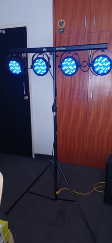 Chauver Dj 4 Luces Led De Escenario Con Paral 