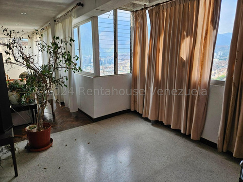 Comodo Apartamento En El Llanito Yb 24-26812