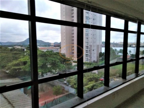 Sala Comercial Localizado(a) No Bairro Ponta Da Praia Em Santos / Santos - 6116