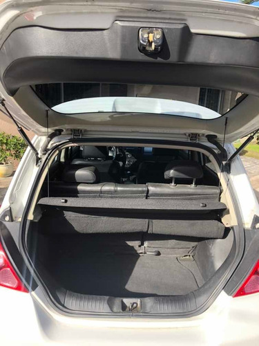 Nissan Tiida 2013 1.8 Special Edition Mt