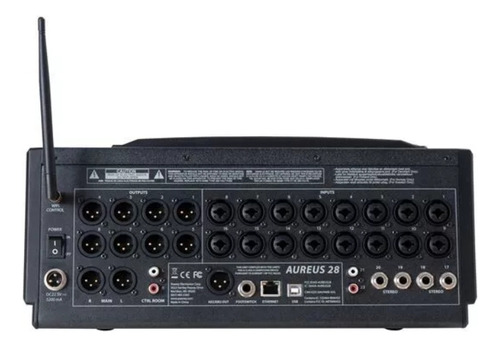 Mezcladora Digital Peavey Aureus 28