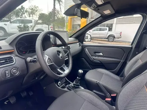 Renault Duster Oroch 4x4 Outsider