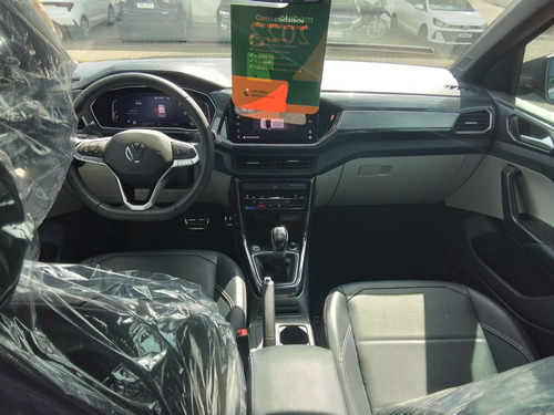 Volkswagen T-Cross 1.4 250 TSI TOTAL FLEX HIGHLINE AUTOMÁTICO