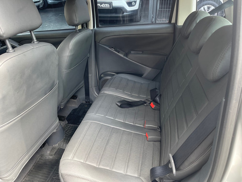 Fiat Idea 1.8 Adventure Locker Flex Dualogic 5p
