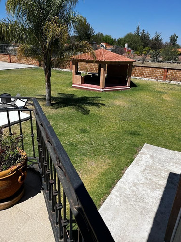 Casa En Venta En Tequisquiapan
