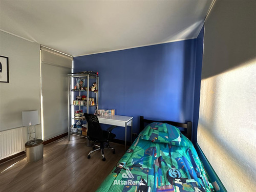 Expectacular Casa De 5 Dorm. En Lo Barnechea