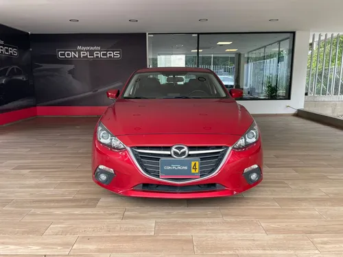 Mazda 3 2.0 Touring MT