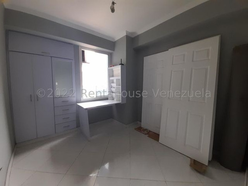 Imagen 14 de 20 de Apartamento En Venta Zona Centro De Maracay, 23-13616 Hc