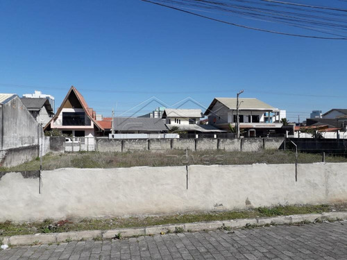 Imagem 5 de 10 de Terrenos - Ref: V722