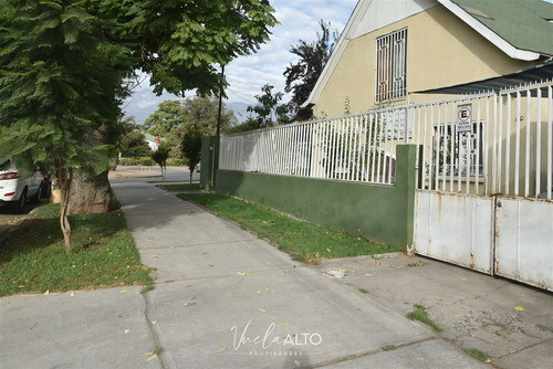 Casa En Venta De 14 Dorm. En Macul/hogar Adulto Mayor